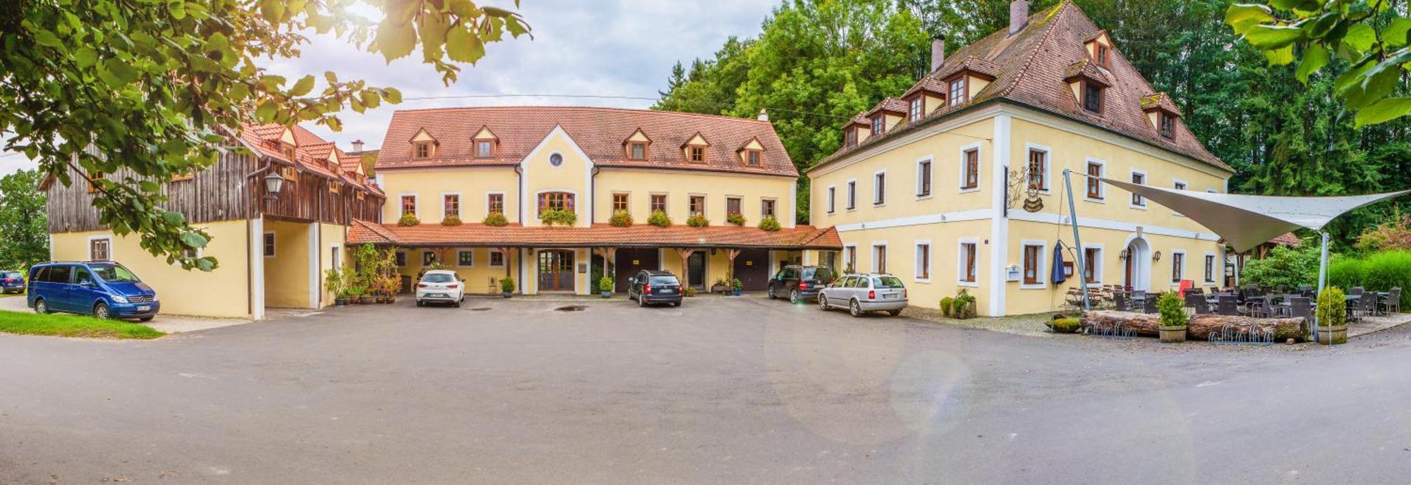 Landhotel Kahrmuehle Pressath Exterior photo