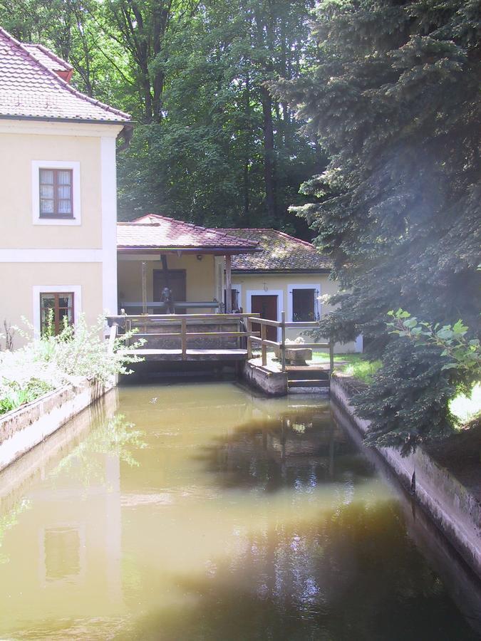 Landhotel Kahrmuehle Pressath Exterior photo